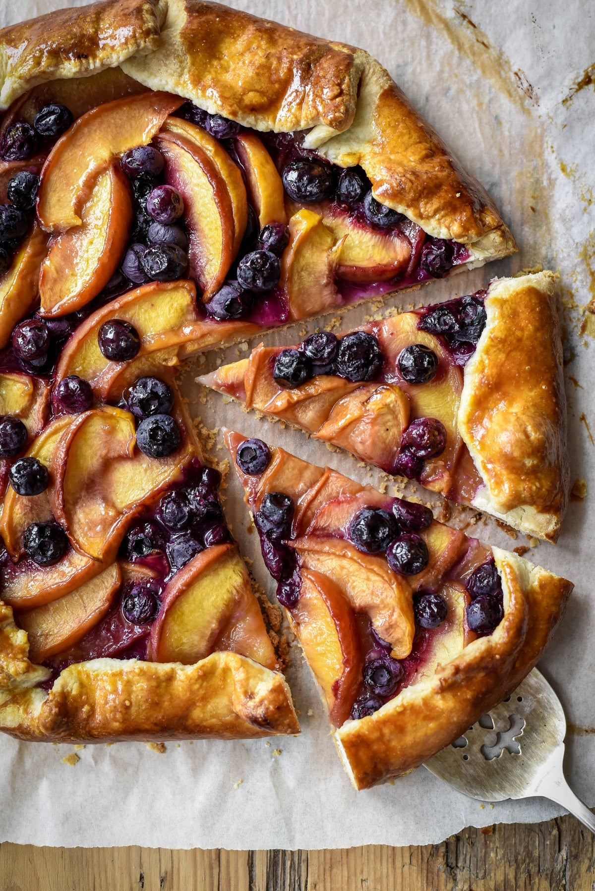 8" Peach Blueberry Gallette